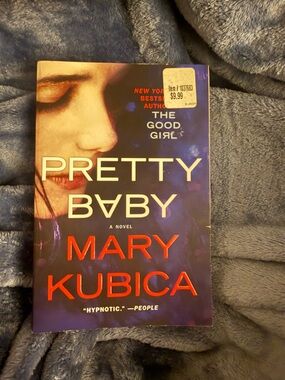 Pretty Baby by Mary Kubica - Paperback Thriller